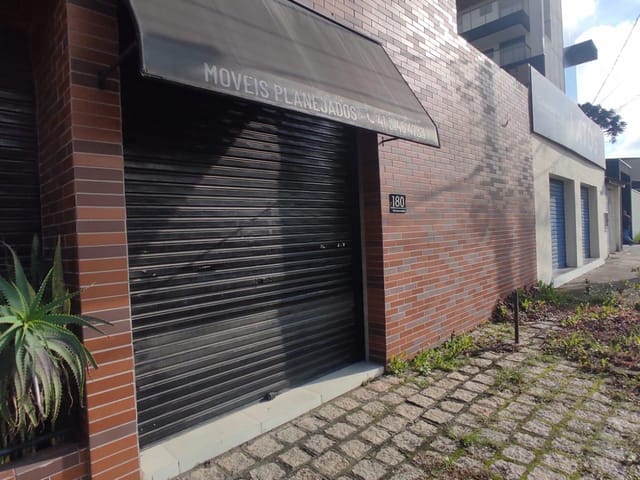 Loja para alugar, no bairro Centro em São José dos Pinhais