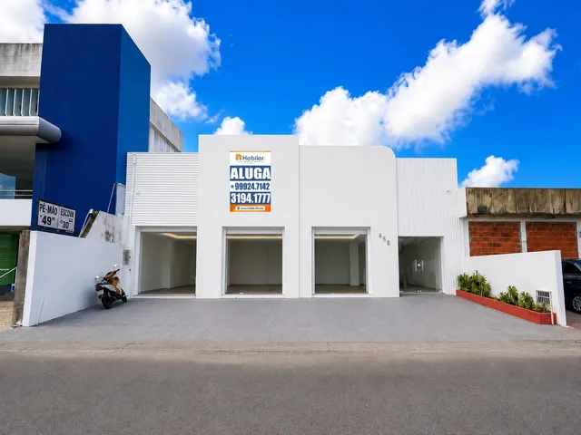 Loja com 420m², para alugar, no bairro Salgado Filho em Aracaju