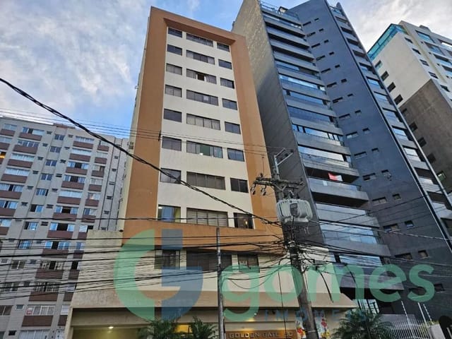 Sala à venda, no bairro Água Verde em Curitiba