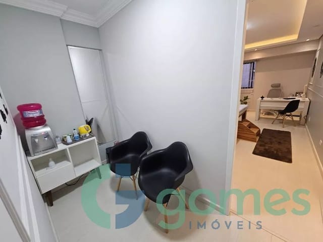 Sala à venda, no bairro Água Verde em Curitiba