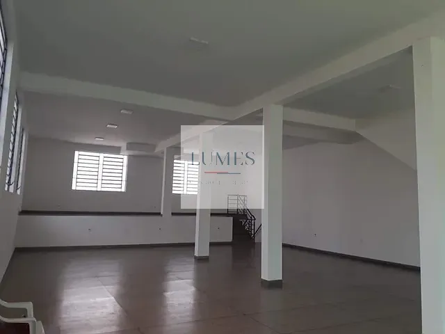 Loja com 300m², à venda, no bairro Parque das Nações em Americana
