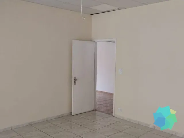 Loja com 357m², para alugar, no bairro Centro em Salto