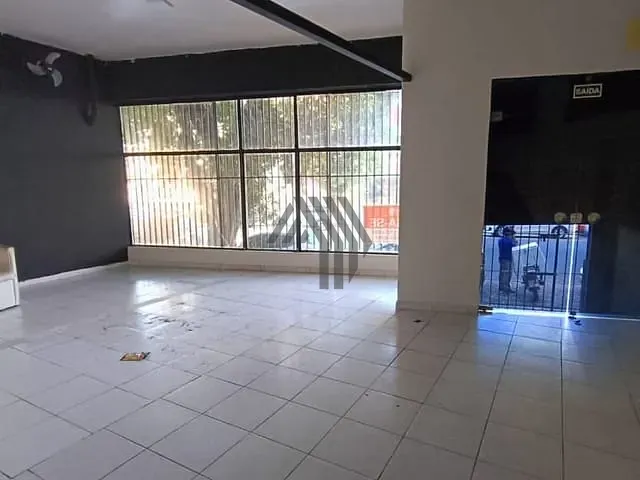 Loja para alugar, no bairro Nazaré em Belém
