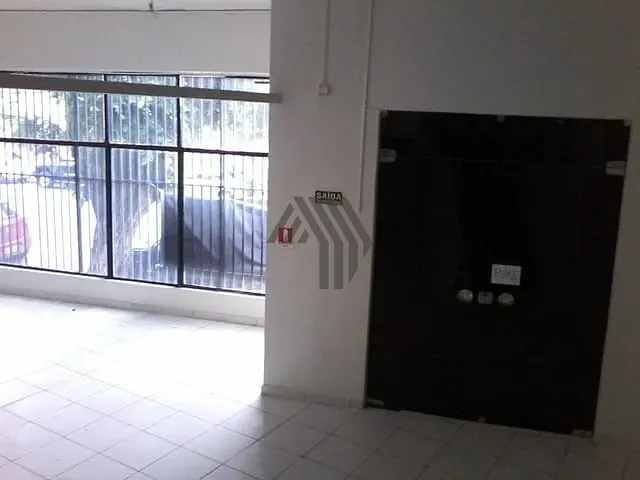 Loja para alugar, no bairro Nazaré em Belém