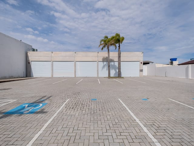 Foto do Loja - Loja comercial disponível para aluguel no bairro Três Vendas em Pelotas RS, com excelente localização e espaço ideal para seu negócio | UP Imóveis