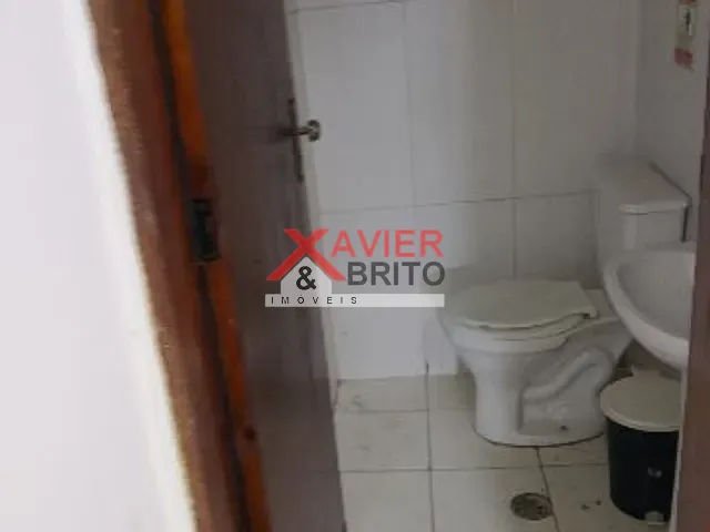 Loja com 105m², para alugar, no bairro Vila Talarico em São Paulo