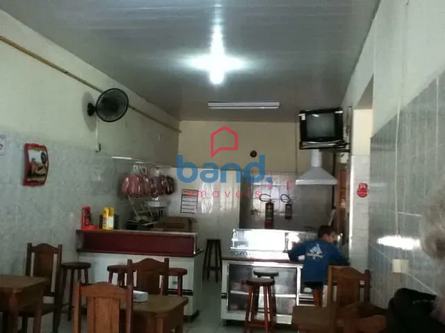 Loja com 300m², à venda, no bairro Vila América em Porto Feliz