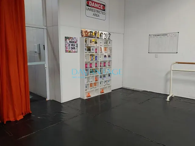 Galpão / Barracão com 200m², à venda, no bairro Vila Leopoldina em São Paulo