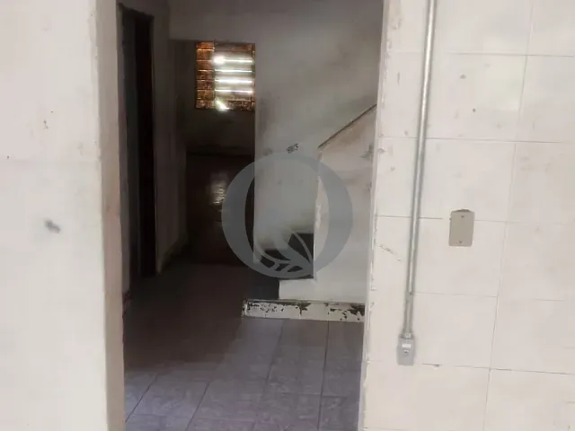 Loja à venda ou para alugar, no bairro Penha de França em São Paulo