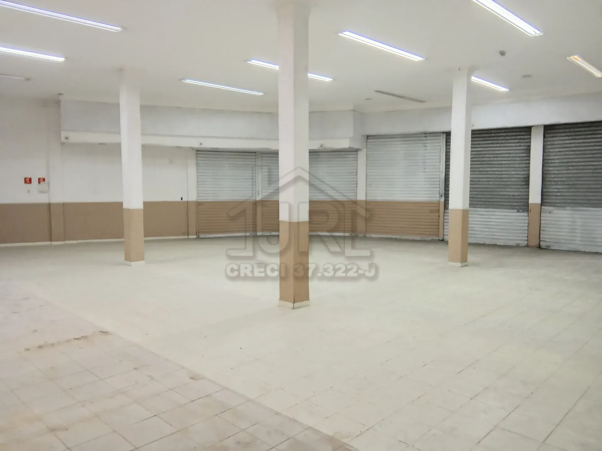 Loja-Salão, 360 m² - Foto 2