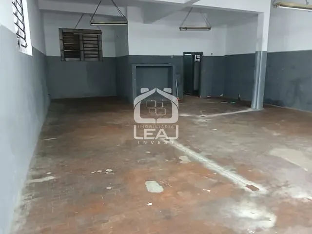 Loja com 120m², para alugar, no bairro Vila Plana em São Paulo