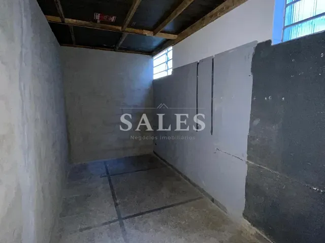 Loja com 61m², para alugar, no bairro Manoel Honório em Juiz de Fora