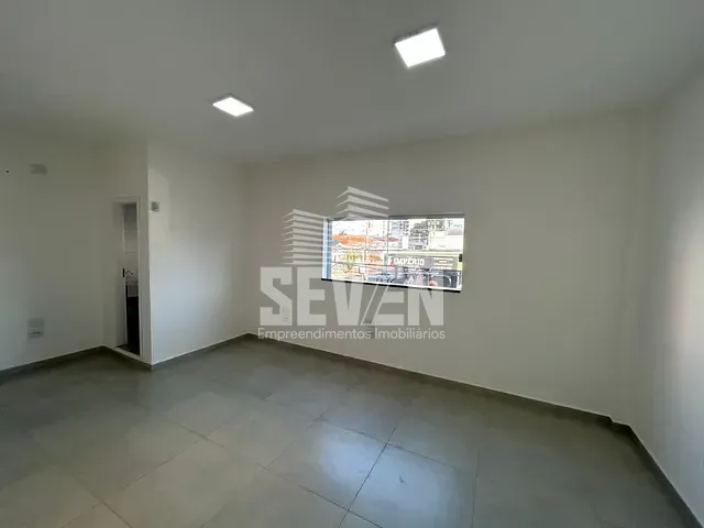 Loja com 120m², para alugar, no bairro Vila Santa Tereza em Bauru