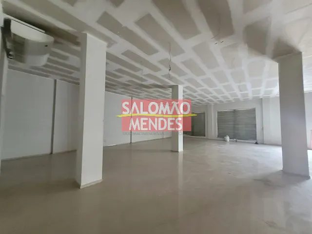 Loja com 440m², para alugar, no bairro Coqueiro em Belém