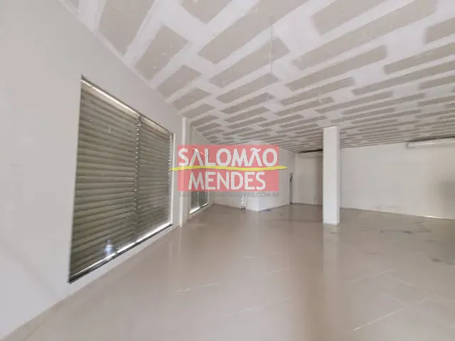 Loja com 440m², para alugar, no bairro Coqueiro em Belém