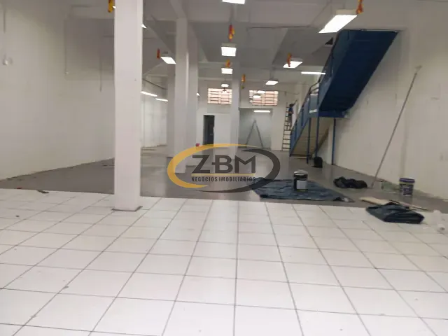 Loja para alugar, no bairro Centro em Londrina