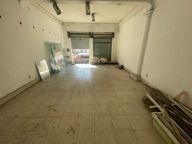 Loja para alugar, no bairro Centro em Macaé