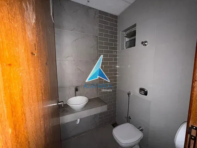 Galpão / Barracão com 380m², para alugar, no bairro Grã-Duquesa em Governador Valadares