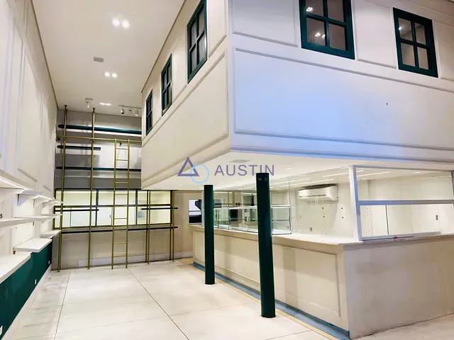 Loja com 283m², para alugar, no bairro Pinheiros em São Paulo