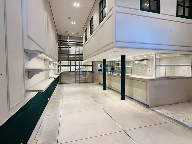 Loja com 283m², para alugar, no bairro Pinheiros em São Paulo