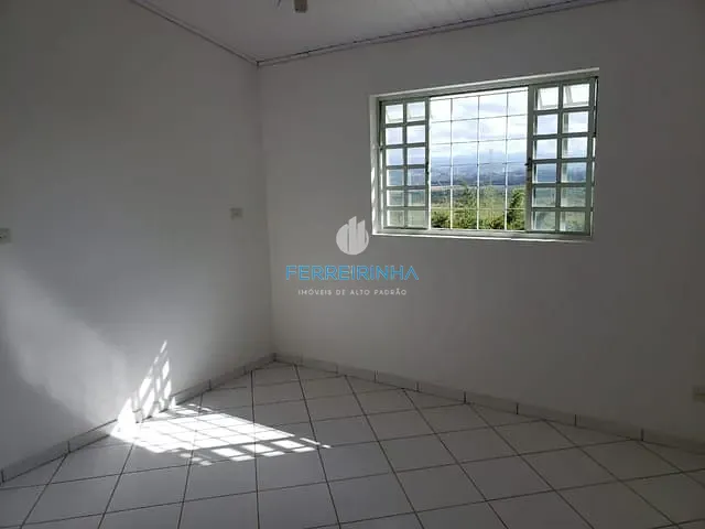 Loja com 233m², para alugar, no bairro Jardim Esplanada II em São José dos Campos