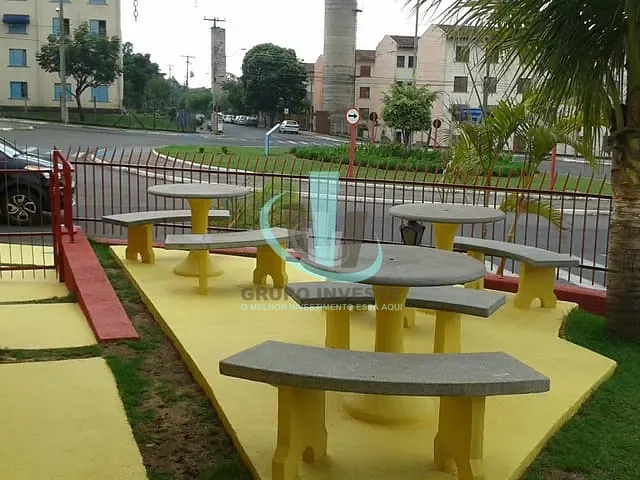 Loja com 220m², à venda ou para alugar, no bairro PARQUE IGAÇABA em ARARAQUARA