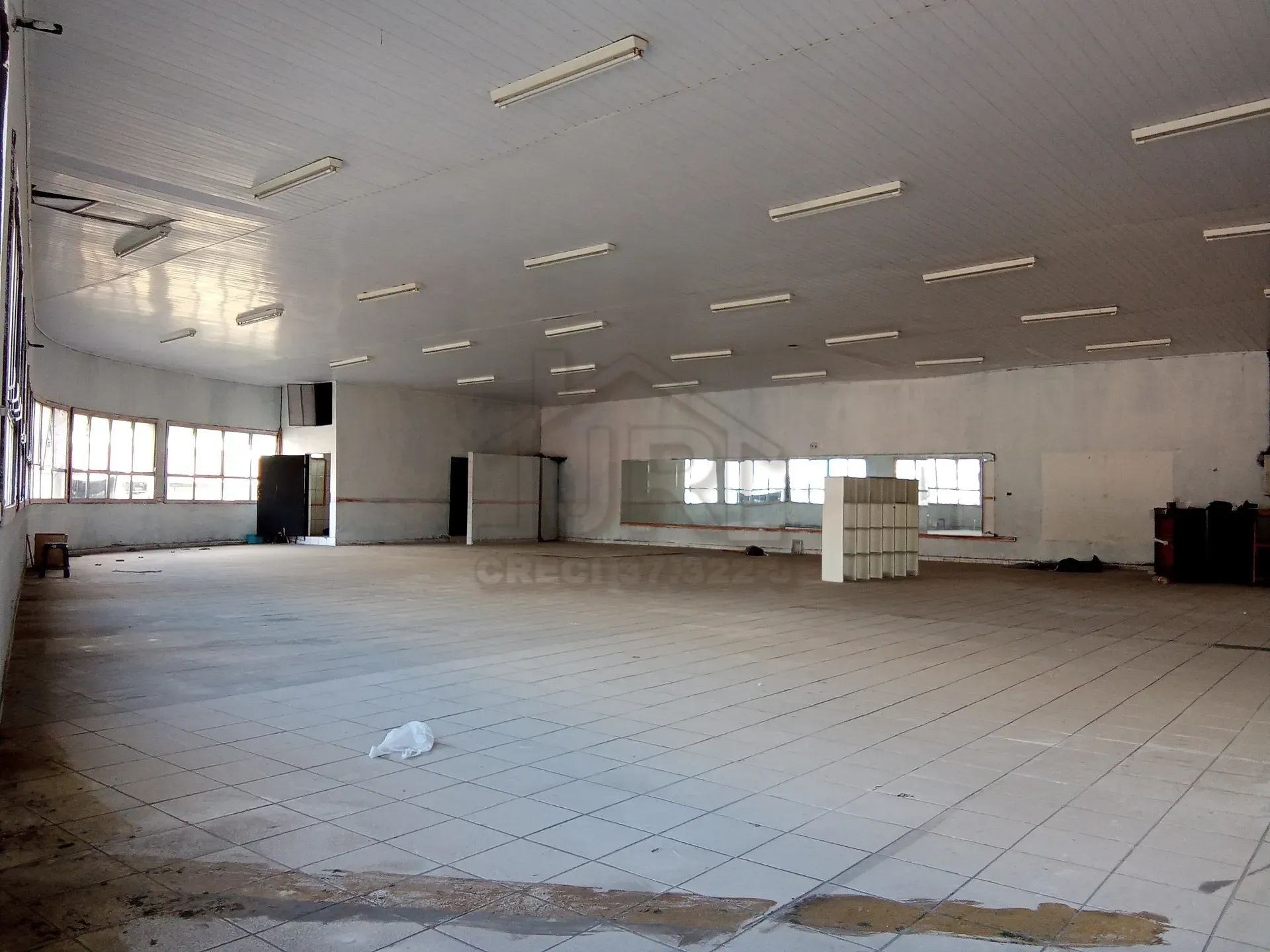 Loja-Salão, 360 m² - Foto 2