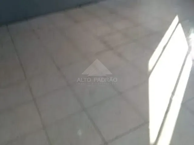 Loja com 80m², para alugar, no bairro Jardim Zaira em Mauá