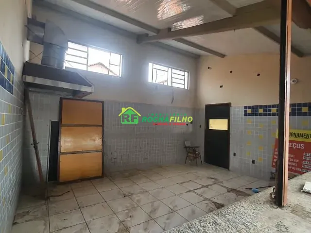 Loja com 714m², à venda ou para alugar, no bairro Centro em Teresina