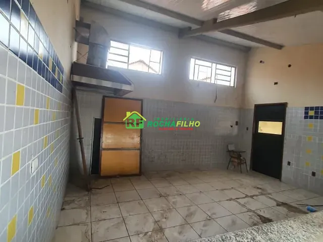 Loja com 714m², à venda ou para alugar, no bairro Centro em Teresina
