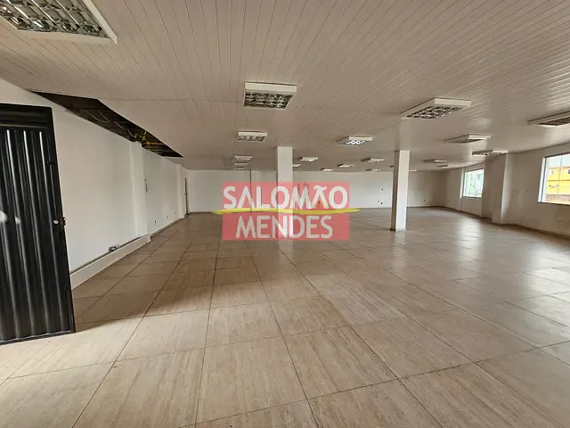 Loja com 300m², para alugar, no bairro Sacramenta em Belém