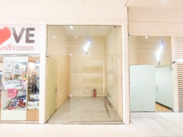 Loja com 13m², à venda, no bairro Centro em Juiz de Fora