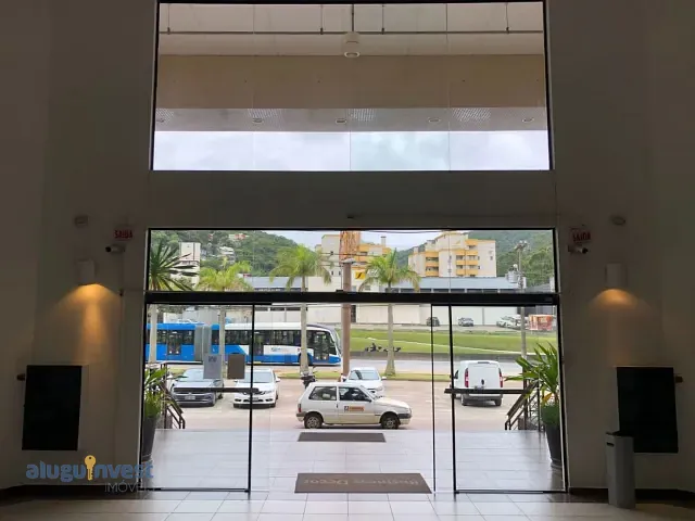 Loja à venda, no bairro Saco Grande em Florianópolis