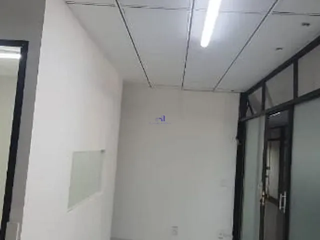 Loja à venda, no bairro Asa Norte em Brasília