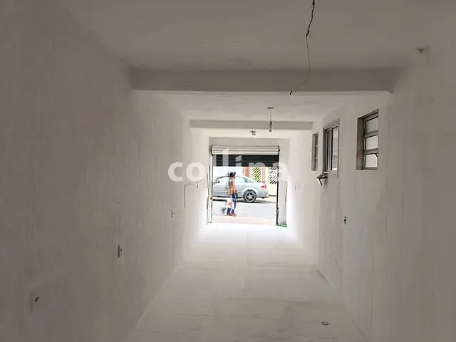 Loja com 45m², para alugar, no bairro Vila Jussara em Carapicuíba