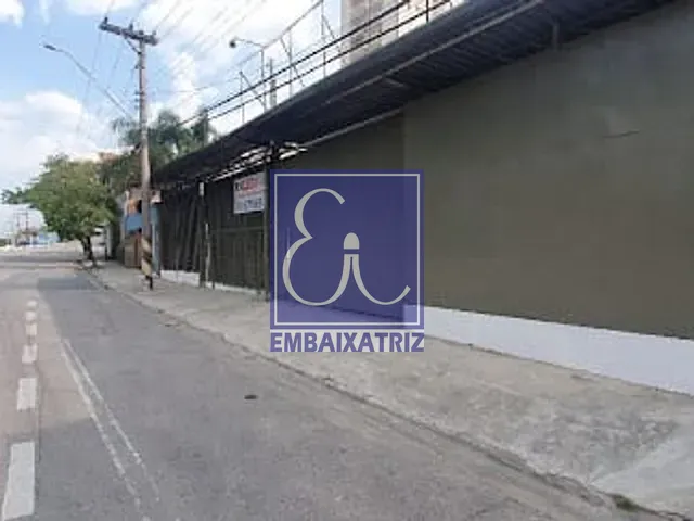 Loja com 700m², para alugar, no bairro Jardim Satélite em São José dos Campos