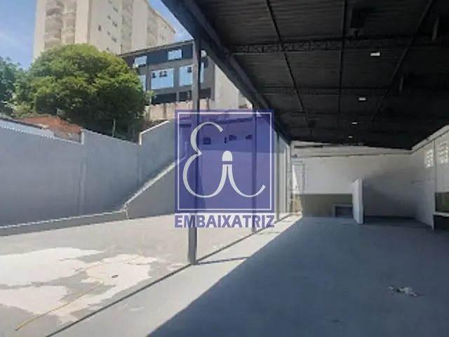 Loja com 700m², para alugar, no bairro Jardim Satélite em São José dos Campos