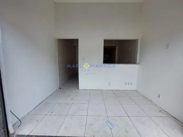 Loja para alugar, no bairro Corrêas em Petrópolis
