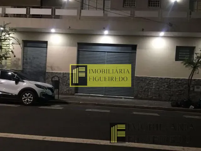 Loja com 450m², para alugar, no bairro Centro em São José do Rio Preto