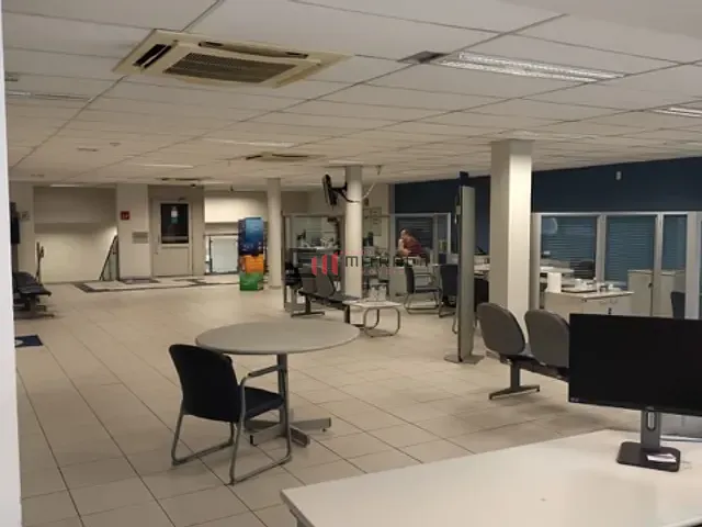 Loja para alugar, no bairro Centro em Londrina