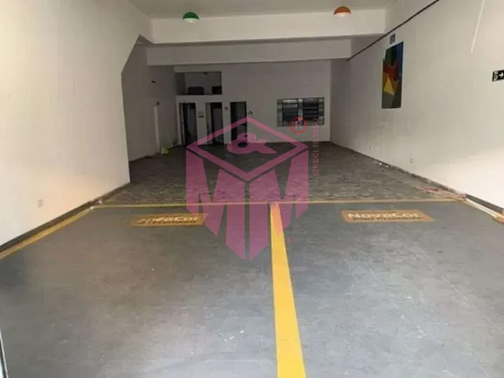 Loja-Salão, 200 m² - Foto 1