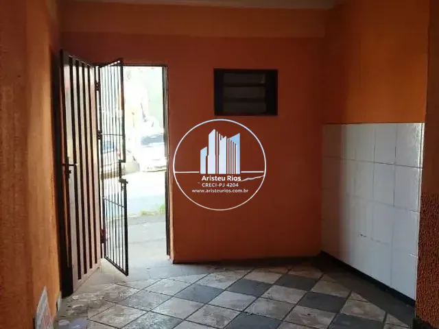Loja com 90m², para alugar, no bairro Santa Edwiges em Pouso Alegre