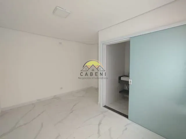Loja com 100m², para alugar, no bairro Vila Romana em São Paulo