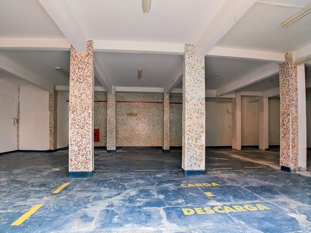 Loja com 700m², à venda, no bairro Vila São Geraldo em São Paulo