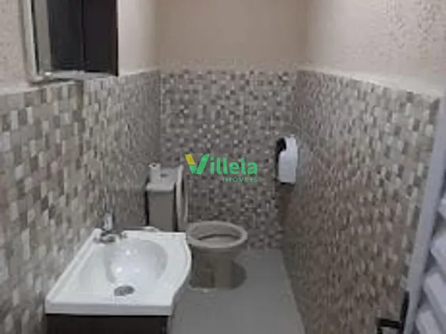 Loja com 50m², para alugar, no bairro Vila São Carlos em Itaquaquecetuba