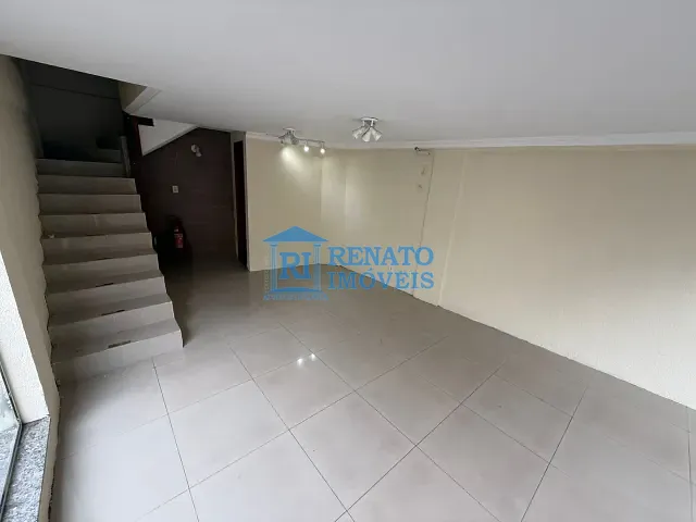 Loja para alugar, no bairro Centro em Maricá