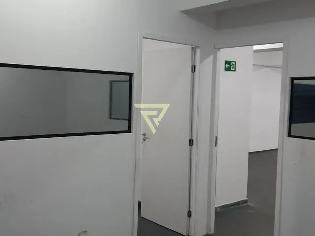 Loja com 140m², para alugar, no bairro Jardim Anhangüera em Ribeirão Preto