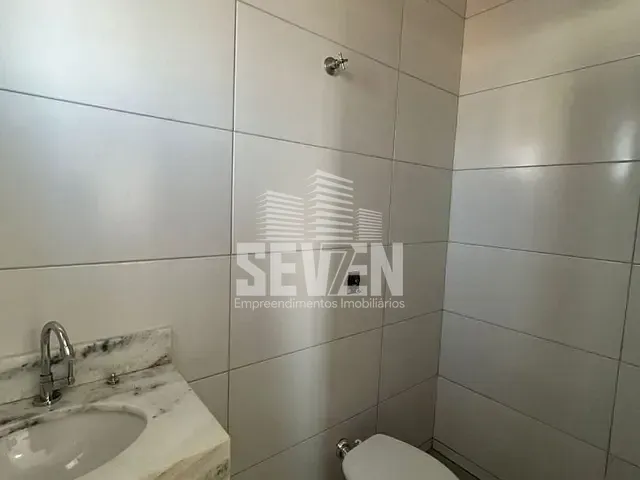 Loja com 120m², para alugar, no bairro Vila Santa Tereza em Bauru