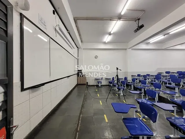 Prédio com 1300m², para alugar, no bairro São Brás em Belém