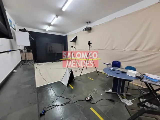 Prédio com 1300m², para alugar, no bairro São Brás em Belém